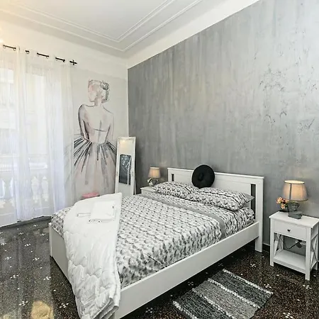 Daire L' Atelier Comodo Al Centro - Parcheggio Privato - Zona Ospedale San Martino *