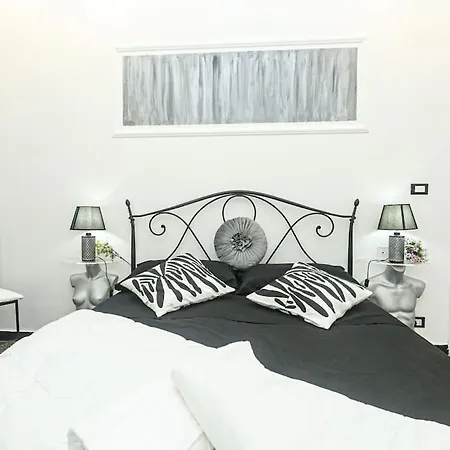 Apartment L' Atelier Comodo Al Centro - Parcheggio Privato - Zona Ospedale San Martino *